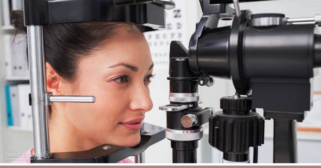 Patient examining for contact lenses