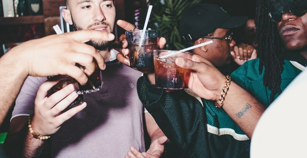 Drizly vs Saucey: What’s Best for Booze Delivery?